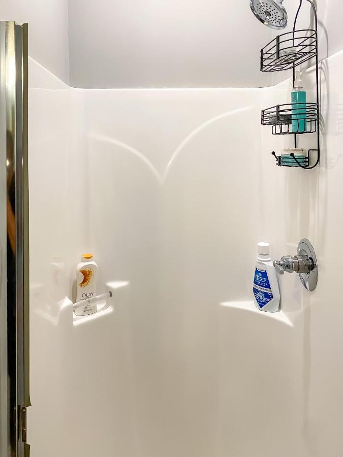 Full Kitchen,King,W/D,Netflix,2 Smart Tvs,Parking Appartement Louisville Buitenkant foto