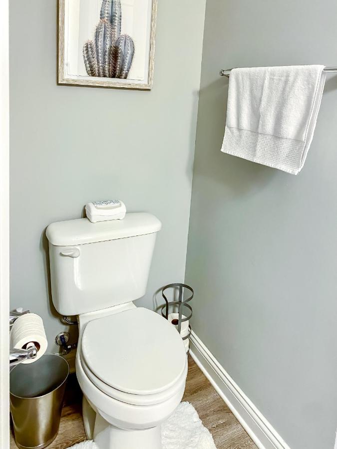 Full Kitchen,King,W/D,Netflix,2 Smart Tvs,Parking Appartement Louisville Buitenkant foto