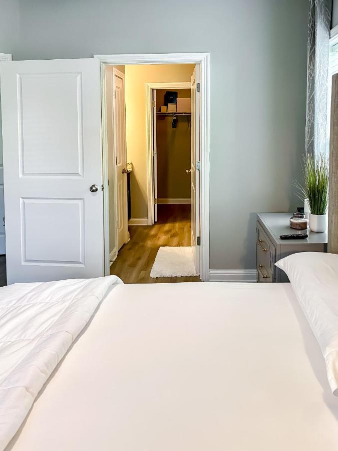 Full Kitchen,King,W/D,Netflix,2 Smart Tvs,Parking Appartement Louisville Buitenkant foto