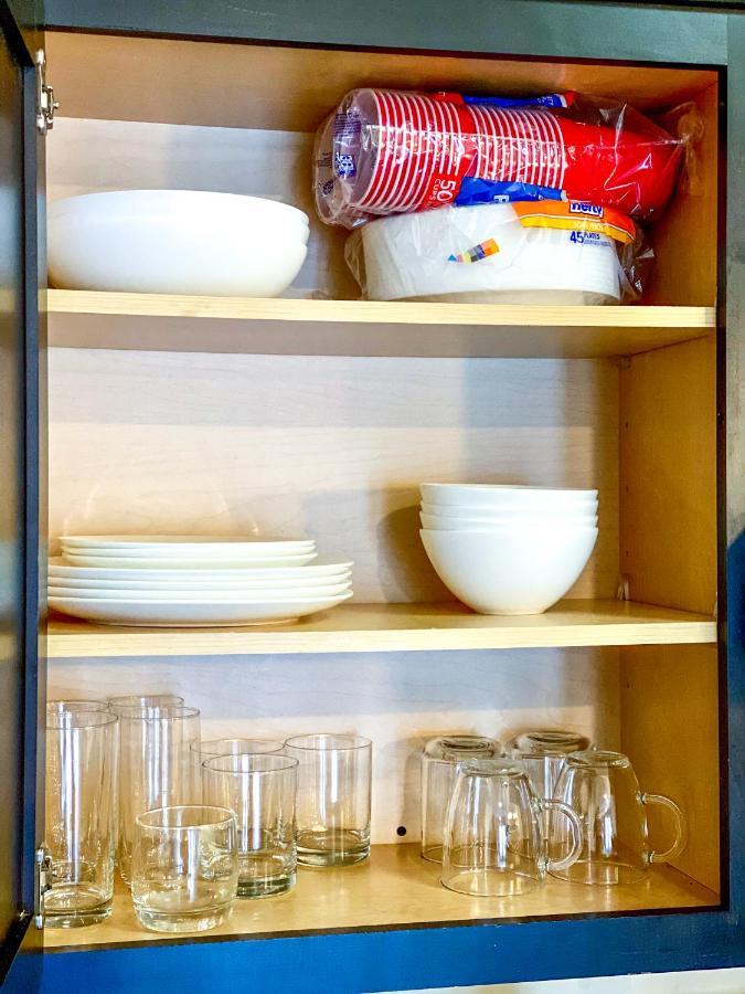 Full Kitchen,King,W/D,Netflix,2 Smart Tvs,Parking Appartement Louisville Buitenkant foto